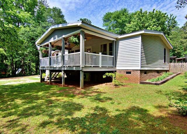 Property at 433 Dogwood Ln, Townville, SC 29689, 3 beds, 2 baths
