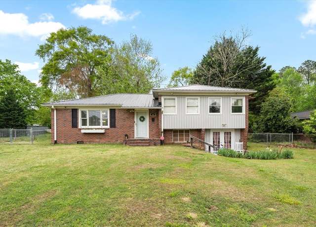 Property at 109 Westwood Dr, Belton, SC 29627, 4 beds, 2 baths