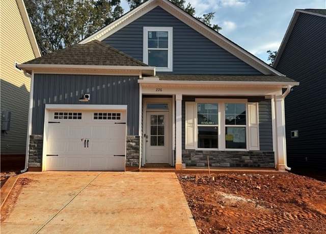 Property at 226 Brown Cir, Easley, SC 29642, 3 beds, 2 baths