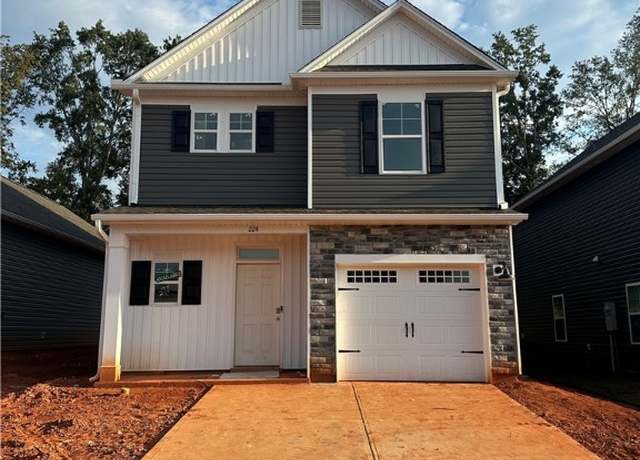 Property at 224 Brown Cir, Easley, SC 29642, 3 beds, 2.5 baths