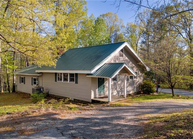 Property at 105 Bonner Rd, Mountain  Rest, SC 29664, 3 beds, 2.5 baths