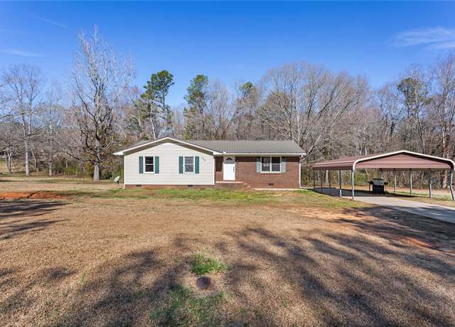Property at 163 Chastain Rd, Central, SC 29630, 3 beds, 1.5 baths