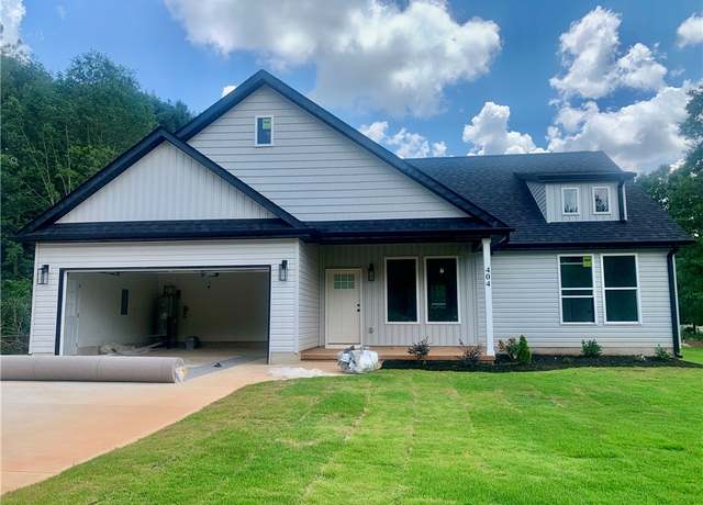 Property at 404 Brown Rd, Pendleton, SC 29670, 3 beds, 2 baths