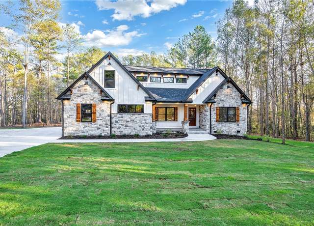 Property at 404 Holly Ridge Dr, Anderson, SC 29621, 5 beds, 3 baths