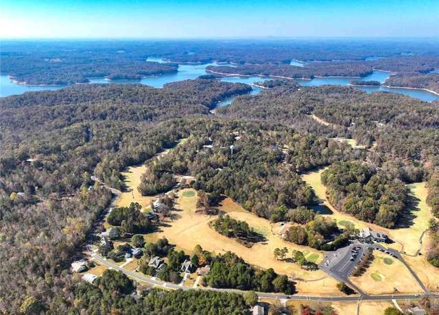 Property at 409 Greenbriar Way, Westminster, SC 29693