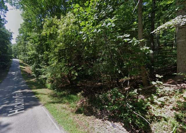 Property at 504 Hickory Trl, Westminster, SC 29693