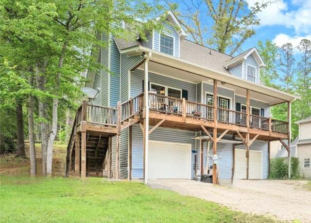Property at 308 Mt. Bay Dr, Westminster, SC 29693, 3 beds, 2.5 baths