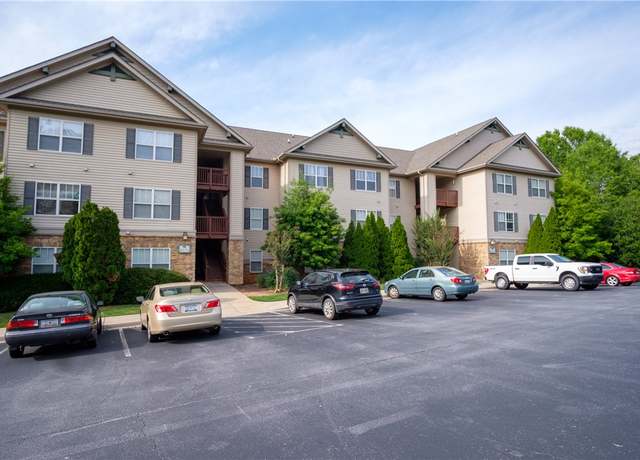 Property at 633 Harts Cove Way Way #633, Seneca, SC 29678, 3 beds, 3 baths