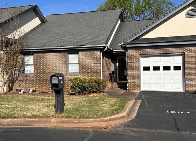 Property at 1203 Cobbs Glen Dr Unit 1203 Cobbs Glen Dr, Anderson, SC 29621, 3 beds, 2 baths