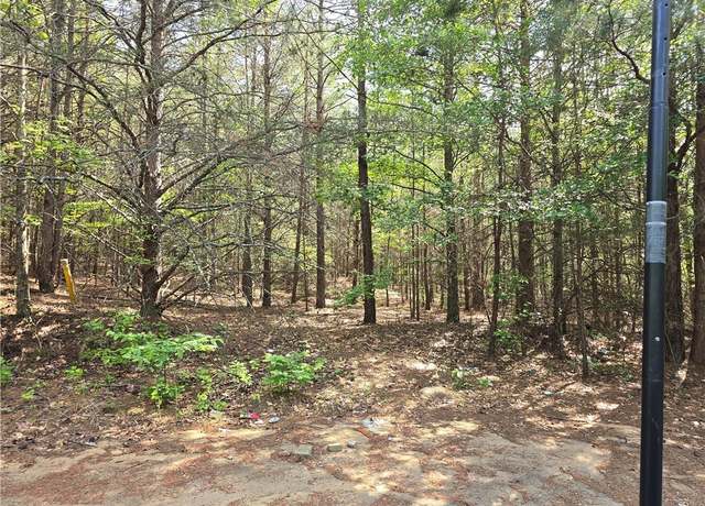 Property at 110 Pleasant Valley Dr, Anderson, SC 29621