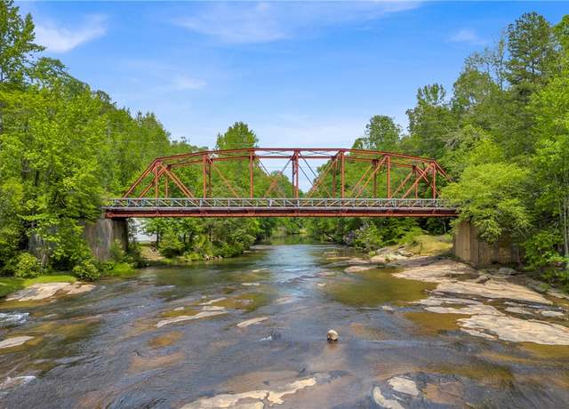 Property at 105 Chauga Valley Rd, Westminster, SC 29693