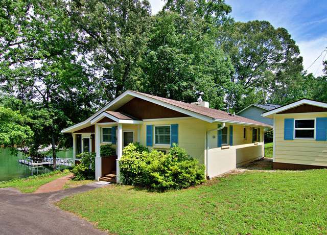 Property at 706 Dogwood Ln, Townville, SC 29689, 2 beds, 1 bath