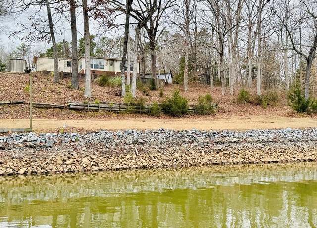 Property at 407 Black Rd, Abbeville, SC 29620, 3 beds, 2 baths
