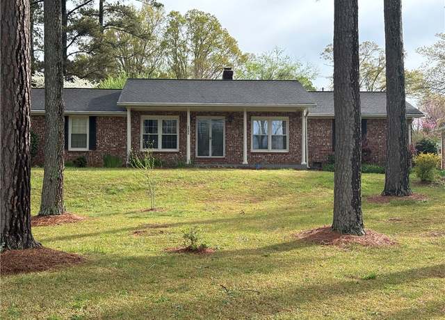Property at 2506 Poplar Ln, Anderson, SC 29621, 3 beds, 2 baths