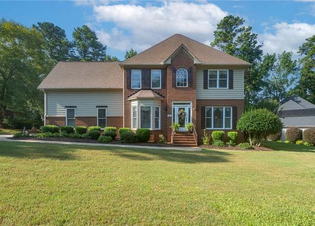 Property at 307 Holly Ridge Dr, Anderson, SC 29621, 3 beds, 2.5 baths