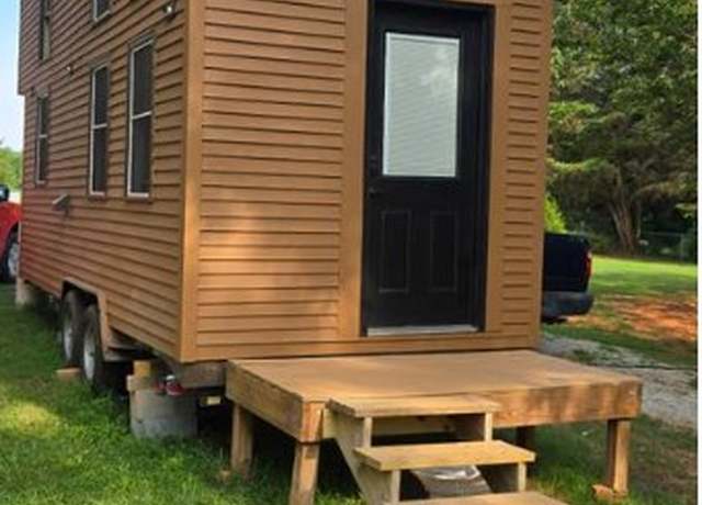 Property at 00 Wilderness Rd, Fair Play, SC 29643, 1 bed, 1 bath