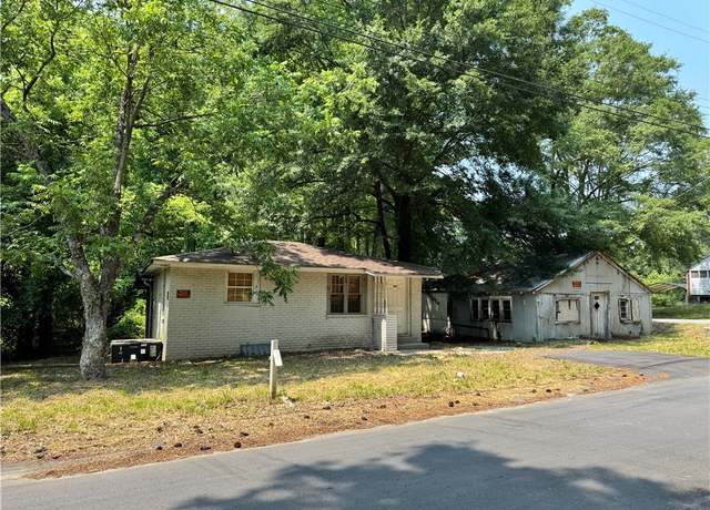 Property at 205 Oak Dr, Belton, SC 29627, 2 beds, 1 bath