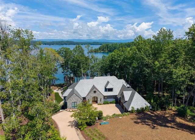 Property at 122 Waterfern Ct, Six Mile, SC 29682, 4 beds, 5 baths