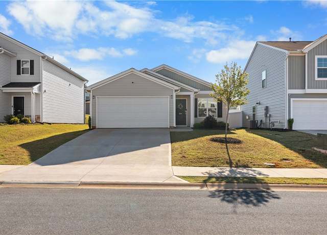 Property at 224 Whittier St, Greenville, SC 29605, 3 beds, 2.5 baths