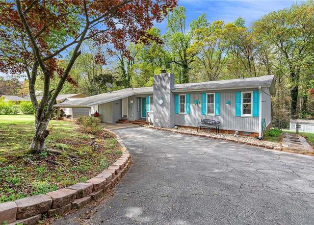 Property at 709 Alpine Dr, Seneca, SC 29672, 3 beds, 2 baths