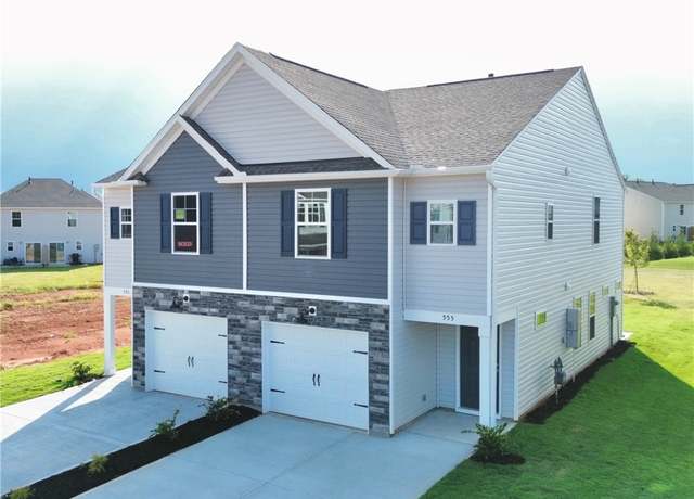 Property at 555 Seaborn Cir, Pendleton, SC 29670, 3 beds, 2.5 baths