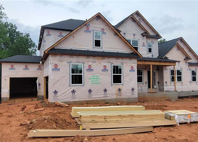 Property at 221 Holly Branch Rd, Piedmont, SC 29673, 4 beds, 3.5 baths