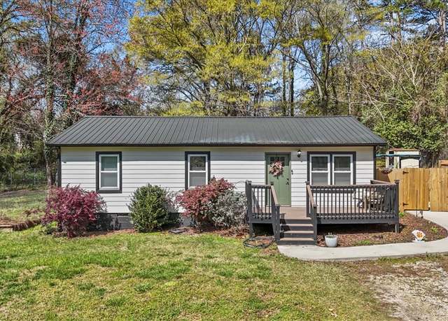 Property at 303 Shadybrook Dr, Walhalla, SC 29691, 3 beds, 2 baths