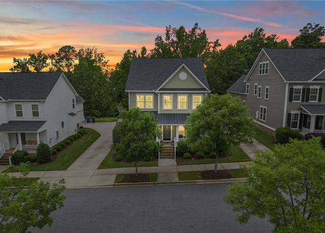 Property at 329 Algonquin Trl, Greenville, SC 29607, 5 beds, 3.5 baths