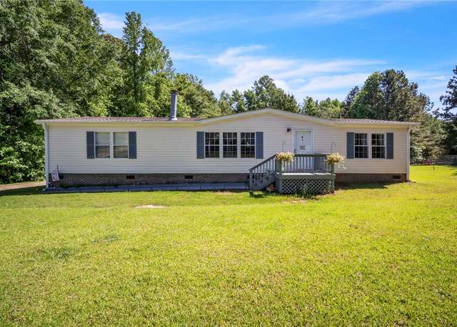 Property at 515 Sharon Ln, Seneca, SC 29678, 3 beds, 2 baths