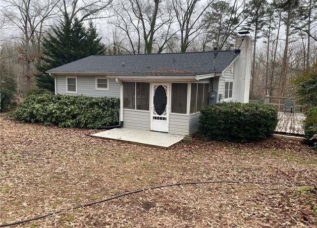 Property at 635 Grate Rd, Anderson, SC 29625, 3 beds, 2 baths