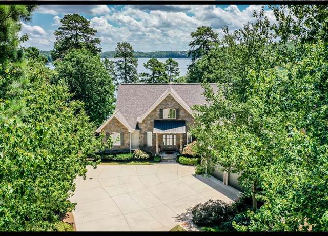 Property at 122 Pineridge Pointe Dr, Seneca, SC 29672, 4 beds, 3.5 baths