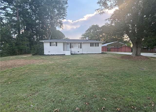 Property at 203 Duckworth Dr, Williamston, SC 29697, 2 beds, 1 bath