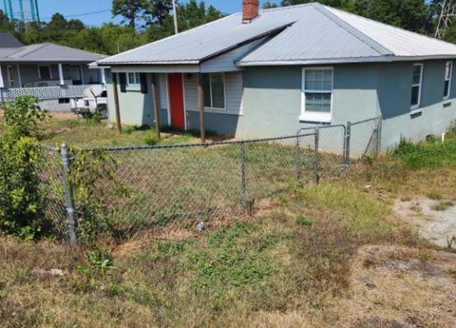 Property at 313 Hunter St, Seneca, SC 29678, 2 beds, 1 bath