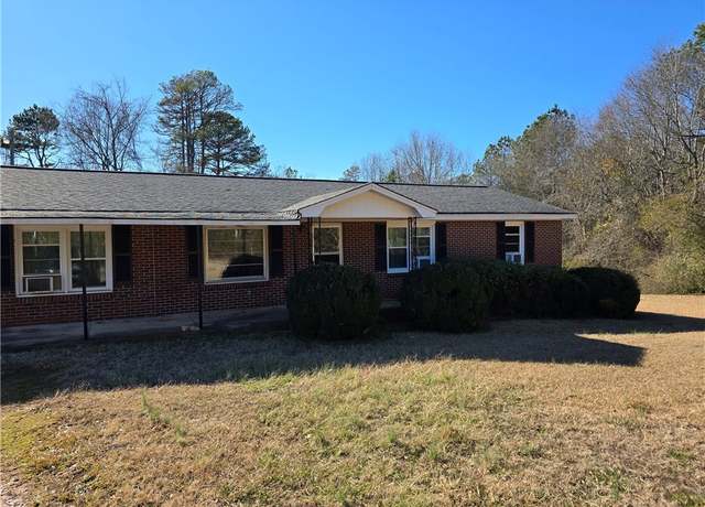 Property at 362 E Sizemore Rd, Seneca, SC 29672, 3 beds, 1.5 baths