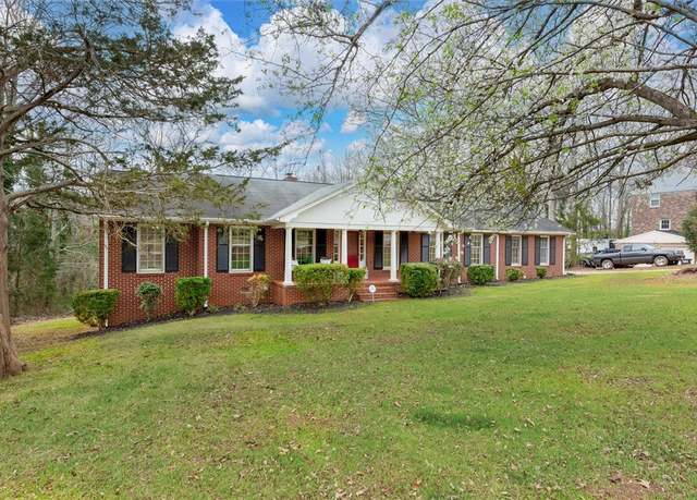 Property at 600 Timberlake Rd, Anderson, SC 29625, 3 beds, 2 baths