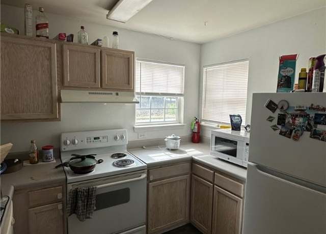 Property at 144 University Village Dr Unit C, Central, SC 29630, 4 beds, 4 baths