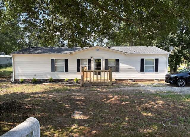 Property at 200 Sullivan Rd, Fair Play, SC 29643, 3 beds, 2 baths