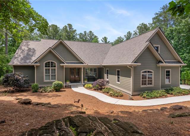 Property at 803 Gate View Ct, Seneca, SC 29672, 4 beds, 3 baths