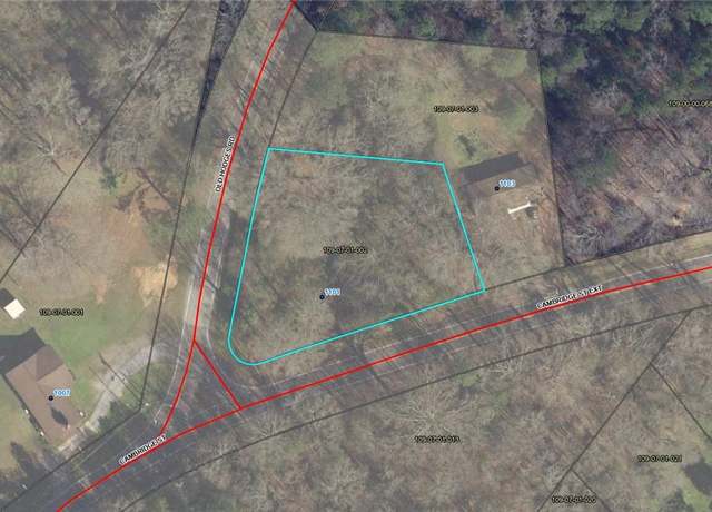 Property at 1101 Cambridge St, Abbeville, SC 29620