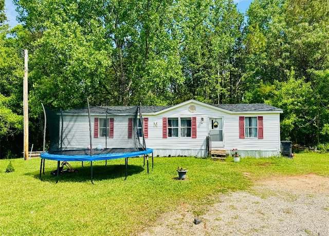 Property at 141 Dutchman Rd, Abbeville, SC 29620, 3 beds, 2 baths
