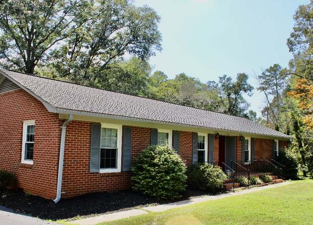 Property at 204 Payne Ln, Clemson, SC 29631, 4 beds, 3 baths