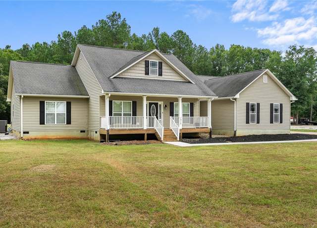 Property at 1215 Grady Hall Rd, Anderson, SC 29626, 3 beds, 2.5 baths