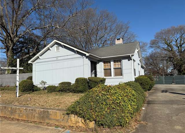 Property at 221 E Shockley Ferry Rd, Anderson, SC 29624, 2 beds, 2 baths