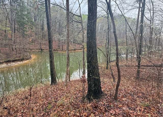 Property at 211 Westgate Dr, Westminster, SC 29693