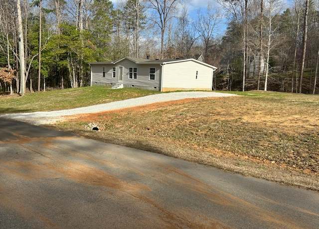 Property at 684 Sequoia Trl, Westminster, SC 29693, 3 beds, 2 baths