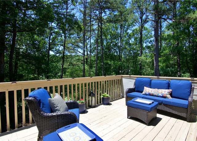 Property at 131 Harbor Lights Dr, Salem, SC 29676, 3 beds, 2 baths