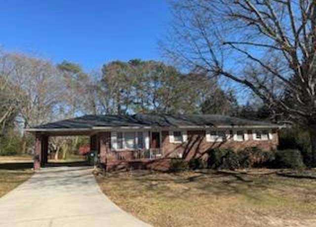 Property at 55 Glenn St, Hartwell, GA 30643, 3 beds, 1.5 baths