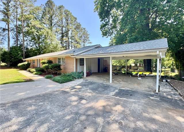 Property at 601 Heyward Rd, Anderson, SC 29621, 4 beds, 2.5 baths