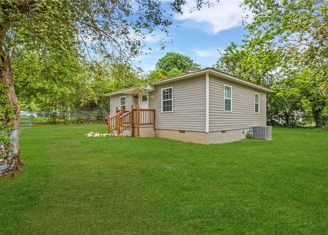 Property at 3315 Vaughn St, Anderson, SC 29624, 2 beds, 1 bath