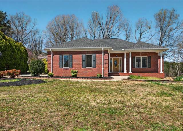 Property at 207 Amethyst Way, Seneca, SC 29672, 4 beds, 3 baths